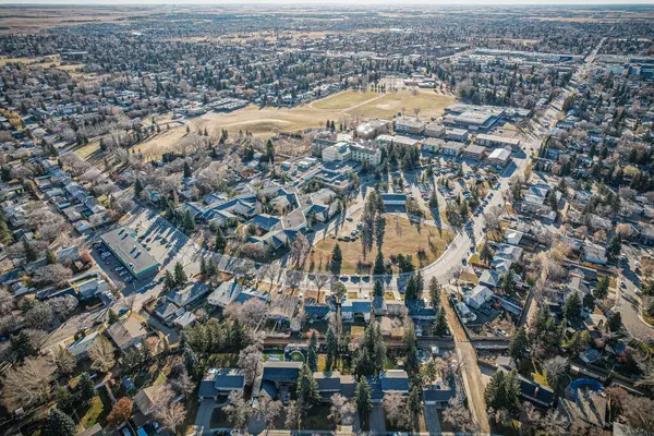 Saskatoon Daki College Park Kuşbakışı Perspektifi Saskatchewans Zamansız Tuval Manzarasına — Stok fotoğraf