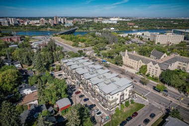 Saskatoon 'daki ikonik Nutana mahallesinin kuşbakışı görüntüsü, Saskatchewanlar' a karşı zengin tarihini ve pitoresk sokaklarını vurguluyor..