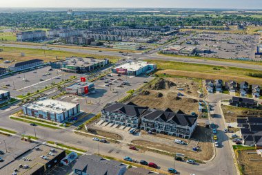 Kanada 'nın Saskatchewan eyaletinin batısında yer alan ve 2013 yılında inşaata başlayan Kensington' ın havadan görünüşü. Görüntü: 2021