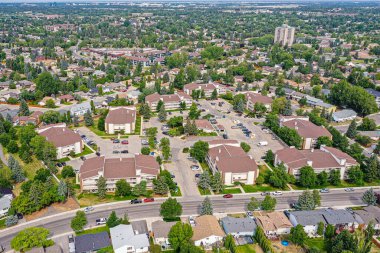 Lakeridge, Kanada 'nın Saskatchewan eyaletinin Saskatoon eyaletinin güneydoğusunda yer alan bir yerleşim yeridir. Neredeyse tüm sakinleri düşük yoğunluklu, tek kişilik evlerde yaşıyor.. 