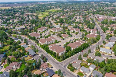 Lakeridge, Kanada 'nın Saskatchewan eyaletinin Saskatoon eyaletinin güneydoğusunda yer alan bir yerleşim yeridir. Neredeyse tüm sakinleri düşük yoğunluklu, tek kişilik evlerde yaşıyor.. 
