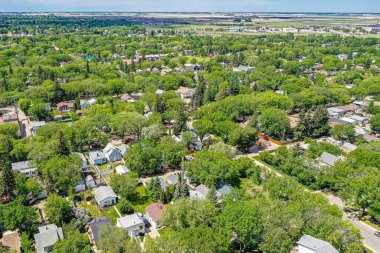 Mayfair, Kanada 'nın Saskatchewan eyaletinde yer alan bir şehirdir. Mayfair Saskatoon 'un dışında bir topluluk olarak başladı ve 1907 haritasında kendine ait bir yer olarak görünüyor.