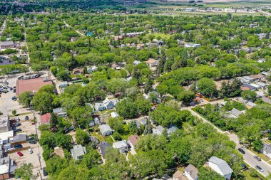 Mayfair, Kanada 'nın Saskatchewan eyaletinde yer alan bir şehirdir. Mayfair Saskatoon 'un dışında bir topluluk olarak başladı ve 1907 haritasında kendine ait bir yer olarak görünüyor.