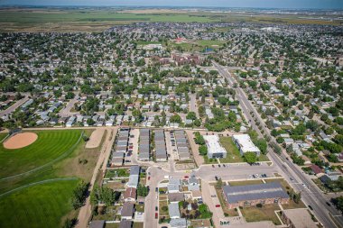 Saskatchewan, Kanada 'daki Saskatchewan Konfederasyon Parkı Güney Saskatchewan Nehri' nin batısında yer almaktadır..