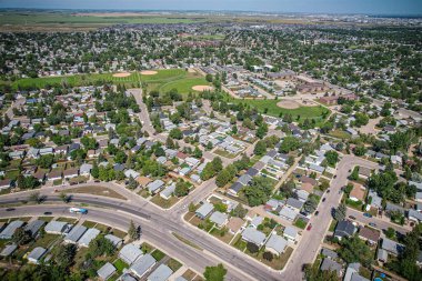 Saskatchewan, Kanada 'daki Saskatchewan Konfederasyon Parkı Güney Saskatchewan Nehri' nin batısında yer almaktadır..