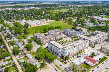 Saskatoon 'un Nutana SC mahallesinin havadan görüntüsü. 16 Haziran 2020
