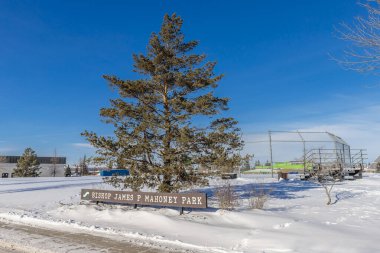 Piskopos James P. Mahoney Park Saskatoon 'un Lawson Heights mahallesinde yer almaktadır..
