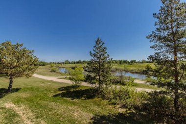 Lakewood Park Saskatoon 'un Wildwood mahallesinde yer almaktadır..