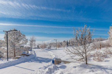 River Landing, Saskatoon 'un merkez ticaret bölgesinde yer almaktadır..