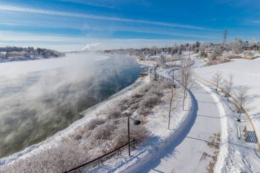 River Landing, Saskatoon 'un merkez ticaret bölgesinde yer almaktadır..