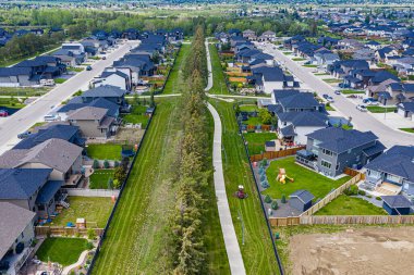 John Brockelbank Parkı Saskatoon 'un Evergreen mahallesinde yer almaktadır..