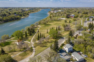 Victoria Park, Saskatoon 'un Riversdale mahallesinde yer almaktadır..