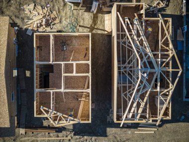 Willowgrove, Saskatoon 'a insansız hava aracı ateş ederek yerleşim yerinin güzelliğini, modern sokaklarını ve hareketli kamu alanlarını vurguluyor..