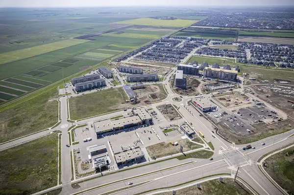 Imagem Drone Aspen Ridge Saskatoon Mostrando Seu Desenvolvimento Moderno Arredores — Fotografia de Stock