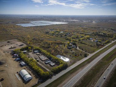 İHA görüntüsü, Saskatchewan 'ın Martensville kasabasını gösteriyor. Kenar mahalle cazibesi ve toplum ruhuyla tanınıyor..