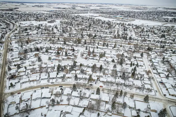 Imagem Drone Capturando Beleza Serena Bairro Fairhaven Saskatoon Durante Temporada — Fotografia de Stock