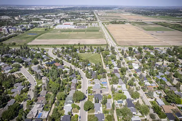 Drone Image Showcasing Charm Grosvenor Park Saskatoon Its Residential Areas — Stock Photo, Image