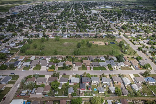 Imagem Drone Capturando Cidade Martensville Saskatchewan Durante Temporada Verão Destacando Fotografias De Stock Royalty-Free