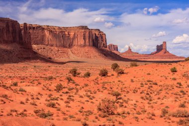 Monument valley bir dünyanın doğal harikaları doğadan geliştiğini taş kocaman 