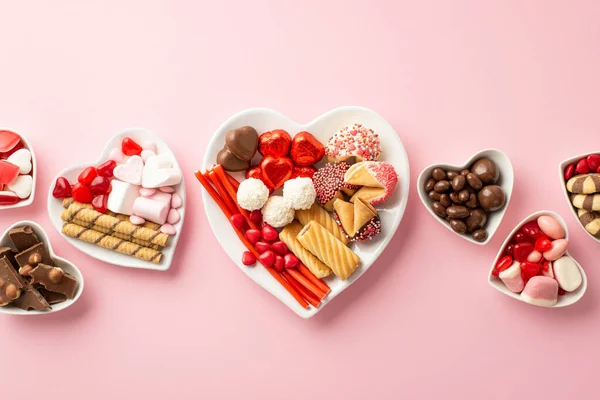 Valentine Day Celebration Concept Top View Photo Heart Shaped Plates — Stock Photo, Image