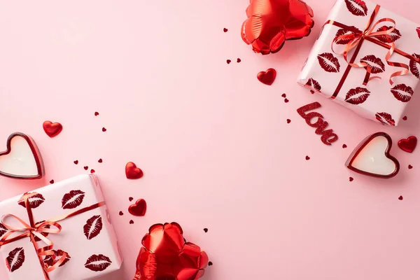 Koncepcja Walentynek Widok Góry Zdjęcie Pudełka Opakowaniu Pocałunkiem Wzór Serca — Zdjęcie stockowe