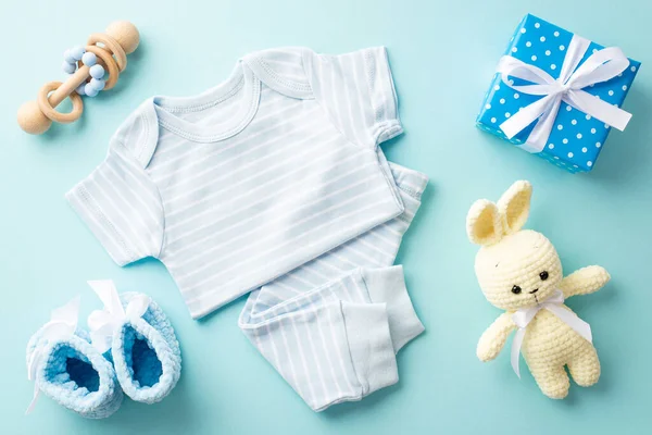 Concepto Baby Shower Foto Vista Superior Ropa Infantil Pantalones Camisa — Foto de Stock