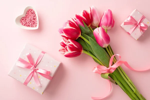 Поняття Дня Матері Фото Зверху Букету Рожевих Тюльпанів Зав Язаних — стокове фото