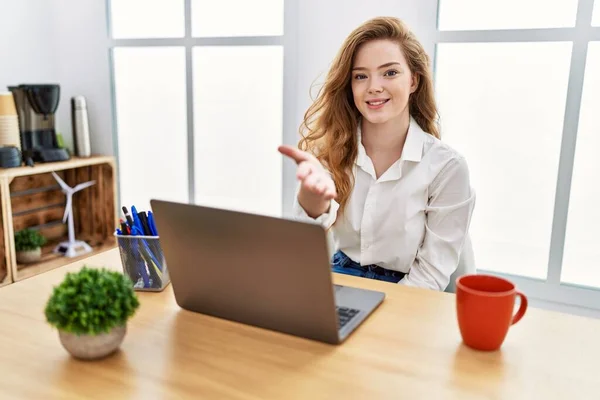 Young Caucasian Woman Working Office Using Computer Laptop Smiling Cheerful — Stok fotoğraf