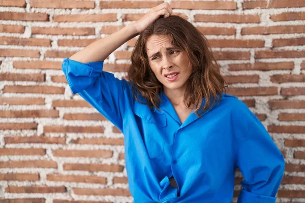 Beautiful Brunette Woman Standing Bricks Wall Confuse Wondering Question Uncertain — Stock Photo, Image