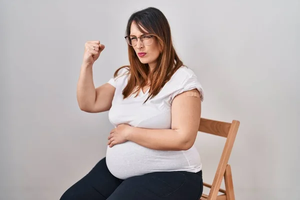 Pregnant Woman Wearing Band Aid Vaccine Injection Annoyed Frustrated Shouting — Stock Photo, Image