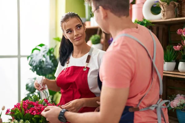 Man Woman Florists Using Diffuser Watering Plant Flower Shop — Stock Photo, Image