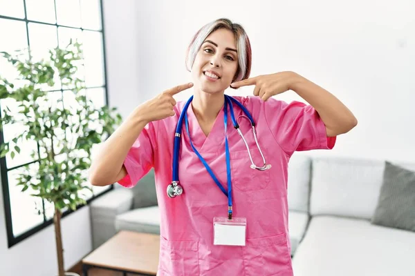 Young Beautiful Woman Wearing Doctor Uniform Stethoscope Smiling Cheerful Showing — Stock Photo, Image