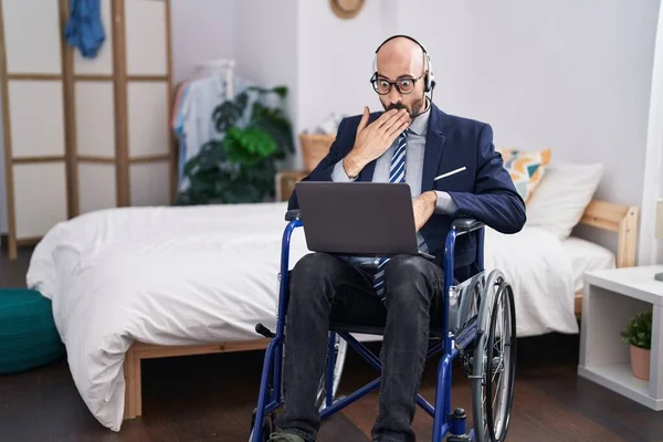 Hispanic Man Beard Sitting Wheelchair Doing Business Video Call Covering — Fotografia de Stock