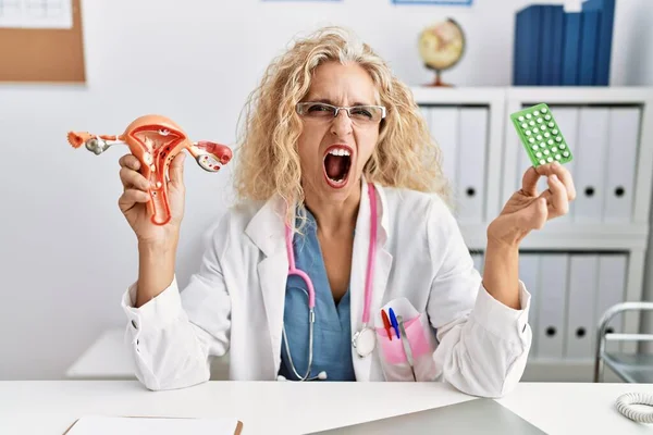 Middle Age Doctor Woman Holding Birth Control Pills Angry Mad — Stock Photo, Image