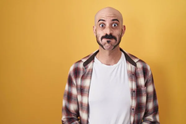 Hispanic Man Beard Standing Yellow Background Puffing Cheeks Funny Face —  Fotos de Stock