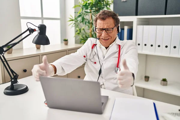 Senior Doctor Man Working Online Appointment Approving Doing Positive Gesture — Photo