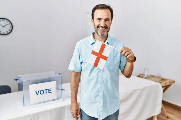 Middle Age Man Beard Political Campaign Election Holding England Flag — Stock Photo, Image