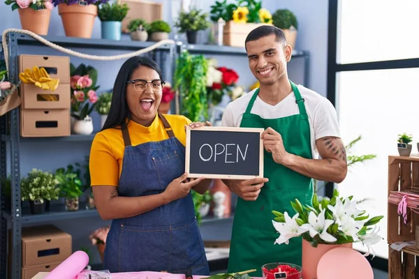 Young Hispanic Couple Working Florist Open Sign Winking Looking Camera — Stock Photo, Image