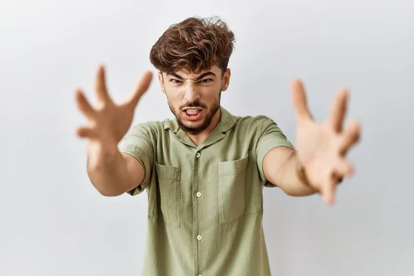 Young Arab Doctor Man Standing Isolated Background Shouting Frustrated Rage — Stock Photo, Image
