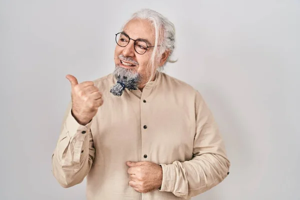 Middle Age Man Grey Hair Standing Isolated Background Smiling Happy —  Fotos de Stock