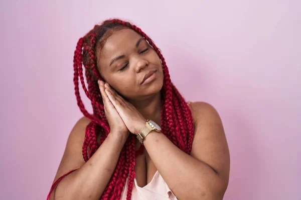 African American Woman Braided Hair Standing Pink Background Sleeping Tired — Stock Photo, Image