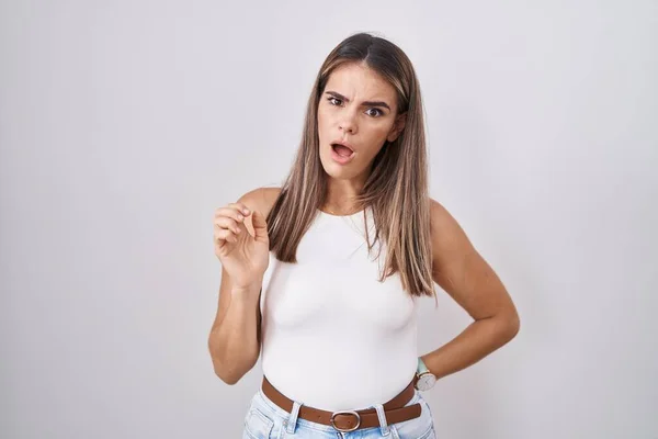 Hispanic Young Woman Standing White Background Shock Face Looking Skeptical — Foto Stock