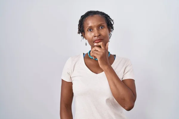 African Woman Dreadlocks Standing White Background Looking Confident Camera Smile — Fotografia de Stock