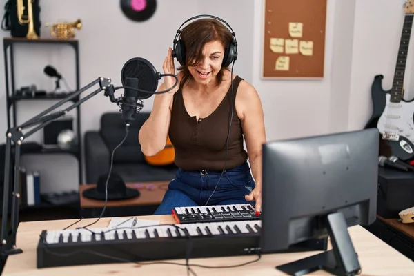 Middle Age Woman Musician Having Session Music Studio — Stock Photo, Image