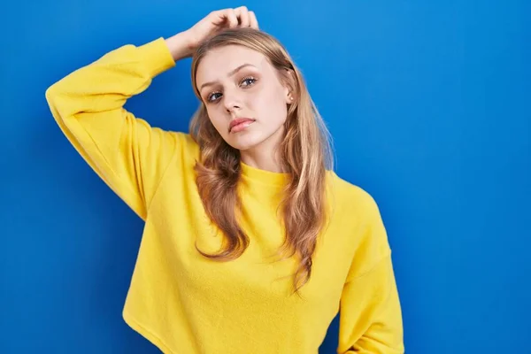 Young Caucasian Woman Standing Blue Background Confuse Wondering Question Uncertain — Foto Stock