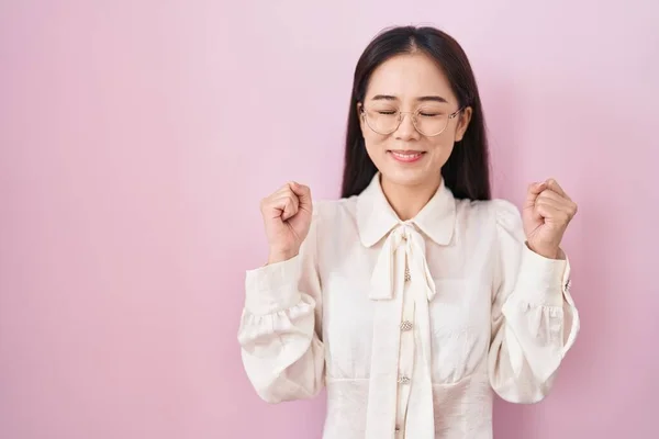 Young Chinese Woman Standing Pink Background Excited Success Arms Raised — Foto de Stock