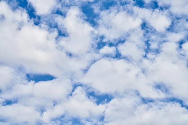 Beatiful Blue Sky Clouds Sunny Day — Stock Photo, Image