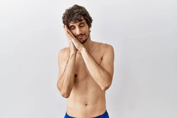 Ung Latinamerikansk Man Står Skjorta Över Isolerad Bakgrund Sover Trött — Stockfoto