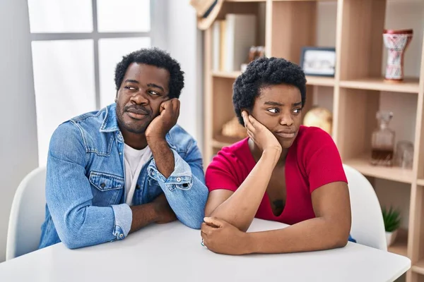 Africain Américain Homme Femme Couple Argumentant Pour Problème Maison — Photo