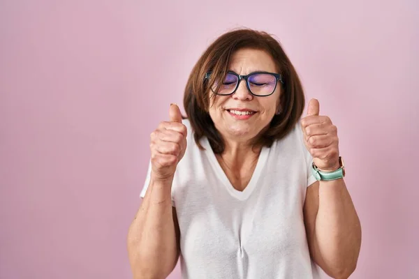Middle Age Hispanic Woman Standing Pink Background Excited Success Arms — Stock Photo, Image